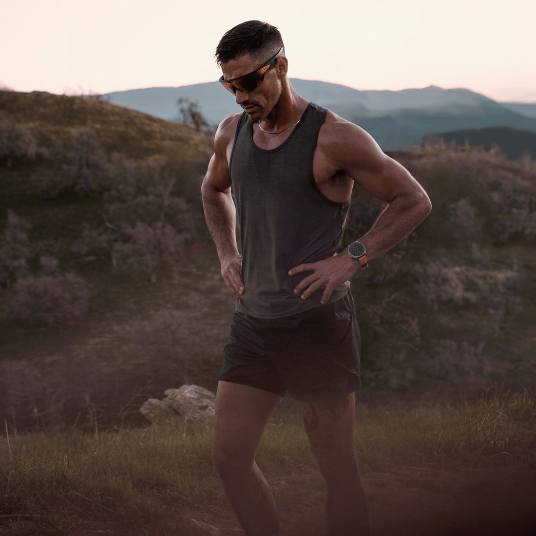 OAKLEY Meta Vanguard AI Smart Performance Glasses with Meta AI & Prizm™ Lenses
